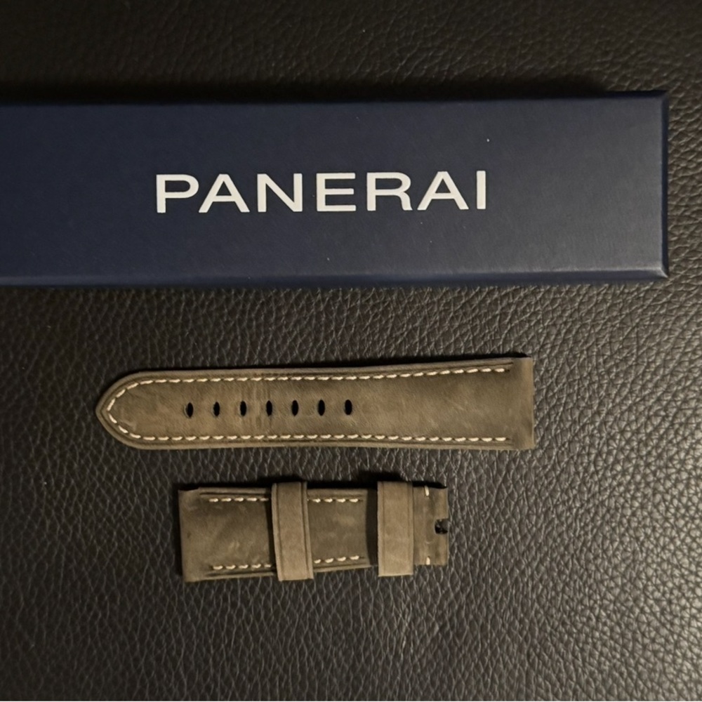 Panerai Khaki Leather Watch Strap, 26mm.